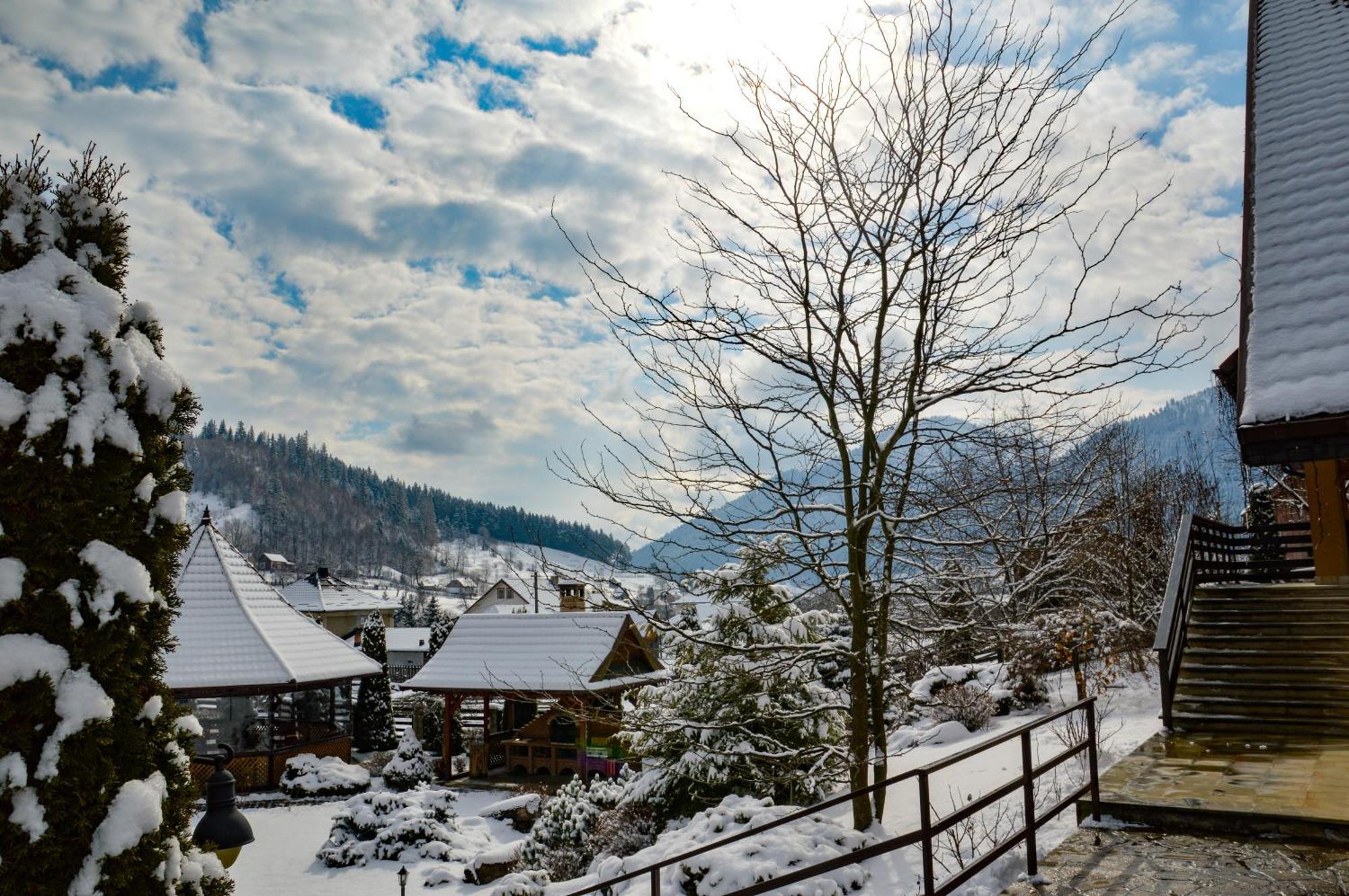 Dor De Munte Hotell Sadova  Exteriör bild